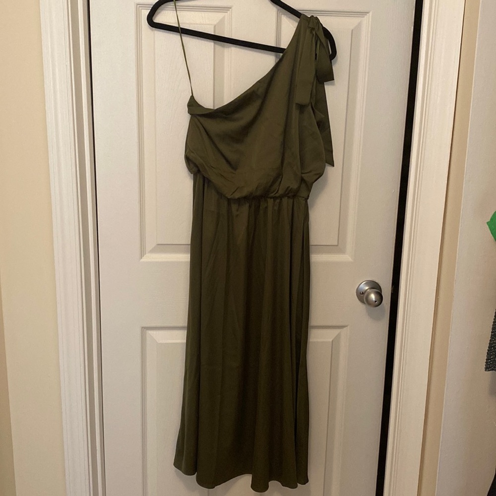 NWT Nicole miller one shoulder satin dress